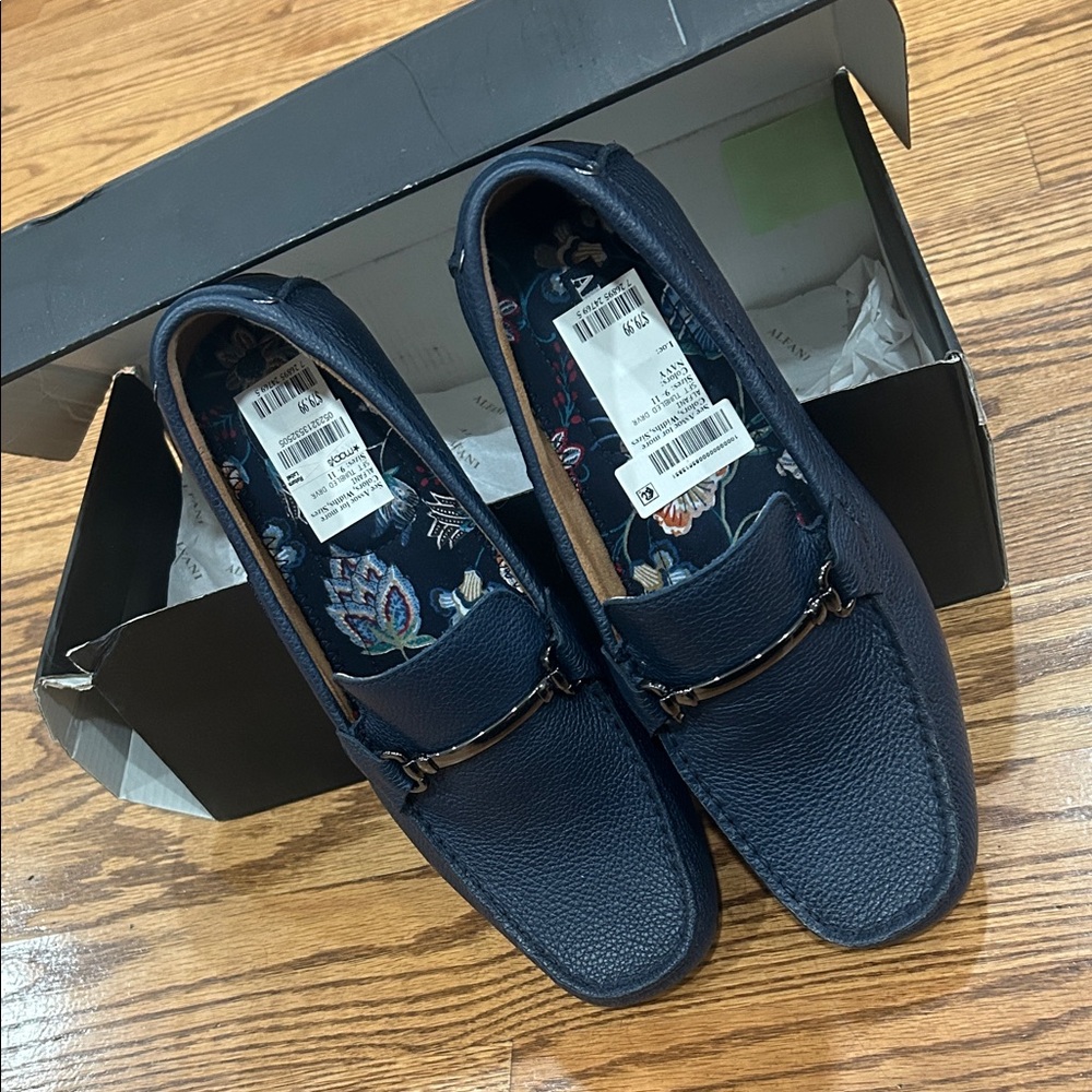 Men's Navy Loafers